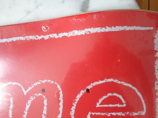 スケートボード Supreme KAWS Chalk Logo Skateboard \"Red\" Supreme KAWS Chalk Logo Skateboard (SS21) - $52