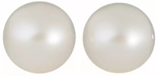 Pair Natural Extra Fine White Freshwater Pearl - Round - Half-Drilled - China -