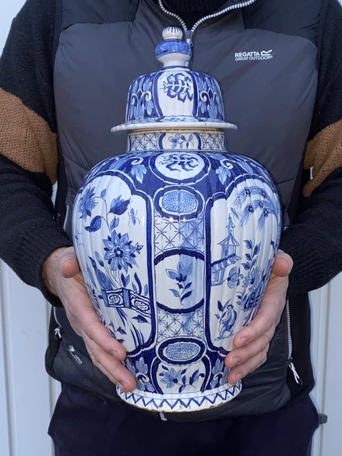 Vase Artisanal Oriental En Porcelaine Bleu Et Blanc – Motif Phénix – Fissuré Vintage – JK281