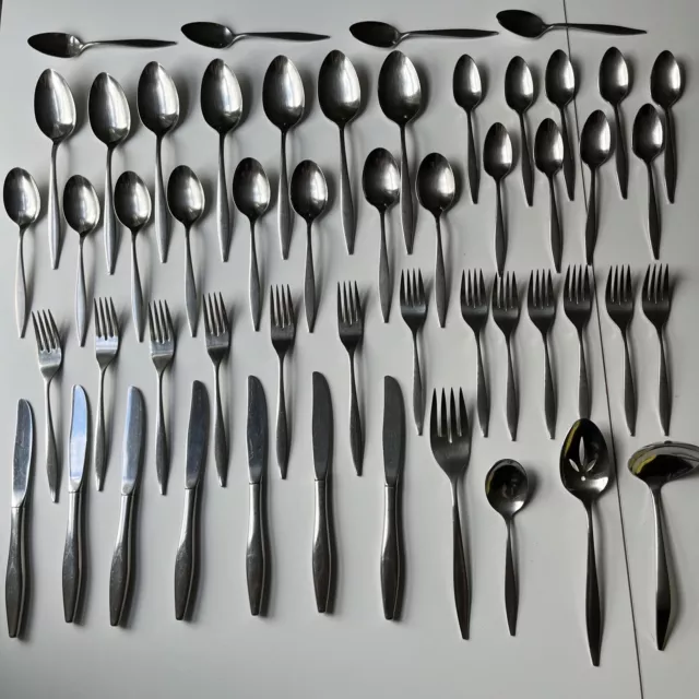 Oneida Tapered Community Stainless Flatware. Service for 6 PLUS Extras! 53 Pcs