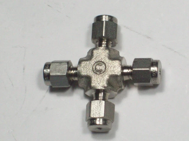 Swagelok SS-400-4 1/4" Tube Union Cross – Made In USA (New)