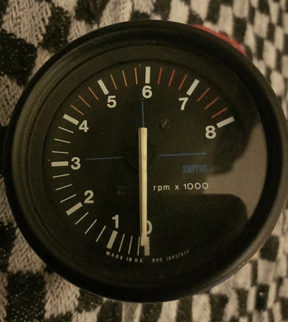 NOS SMITHS 8K Rev Counter / Tachometer & Brackets 4/6/8 Cylinder EUR