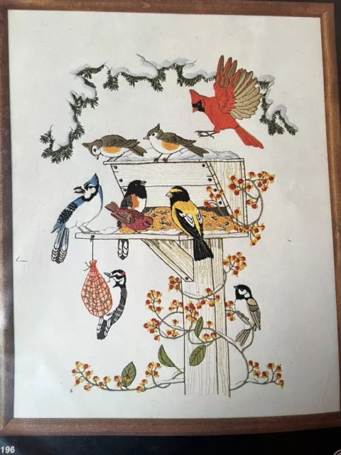 1980 Vintage Dimensions Crewel Kit BIRDS FEEDING #1196 Linda Powell SEALED