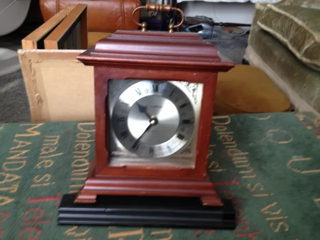 vintage quartz clock H.SAMUEL,mantel/carriage,wooden case,GWO