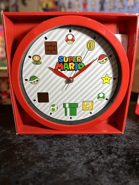 NINTENDO SUPER MARIO Bros ICONS Wall Clock 10