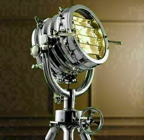 Restoration Hardware Nautical Royal Master Search Lampe sur pied lumineuse...