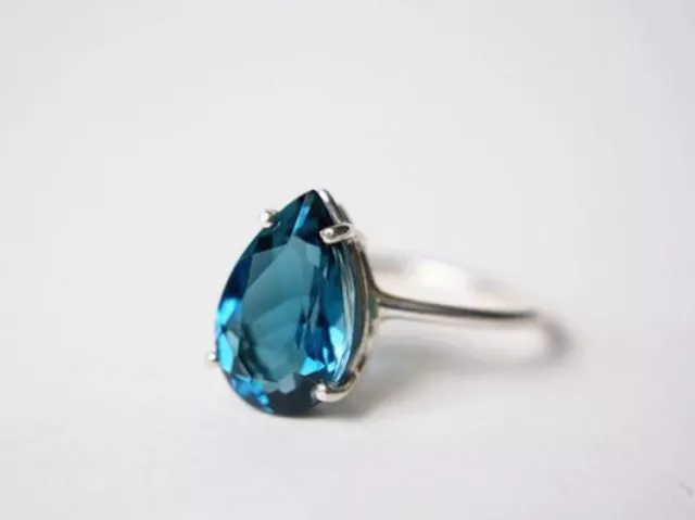 Blue Topaz Gemstone 925 Sterling Silver Ring Mother's Day Jewelry SE-648