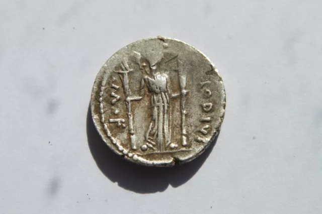 ANCIENT ROMAN REPUBLIC SILVER DENARIUS COIN 1st CENTURY BC 2