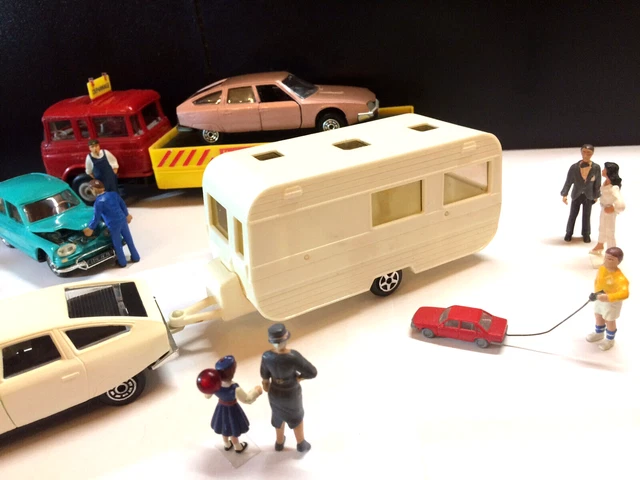 Camping-cars miniatures Caravan 1:43