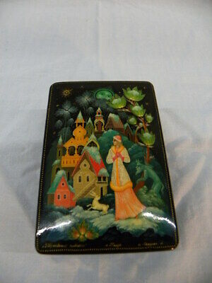 Vintage Russian Kholui Lacquer Miniature 4" Box Hand Painted Fairy Tale