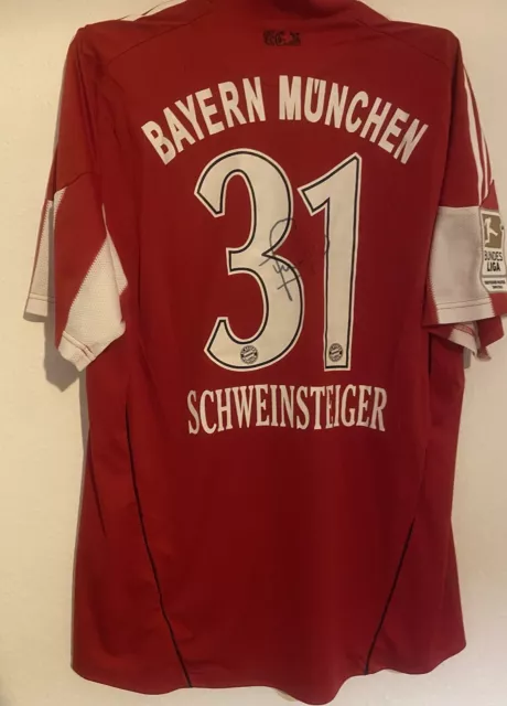 Bayern München Spielertrikot Schweinsteiger 2010/11  Formotion Signed Matchworn