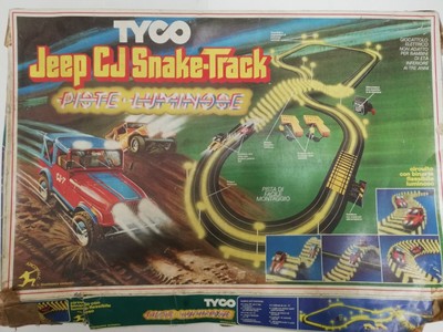 TYCO PISTA LUMINOSA TYCO JEEP CJ SNAKE  TRACK  ARCOFALC 1982 VINTAGE ELETTRICA SLOT 