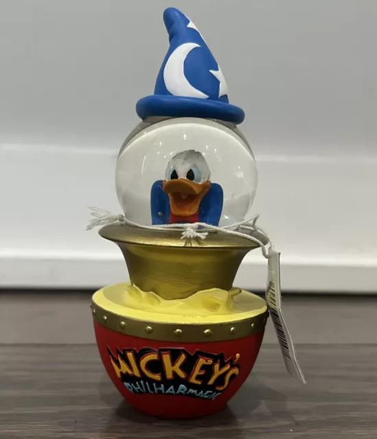 WALT DISNEY WORLD Donald Duck Magic Kingdom Ride Snowglobe in box with ...