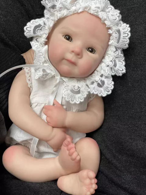 13inch Bettie Girl Baby Full Body Platinum Silicone Doll Reborn Doll ​​Open Eyes