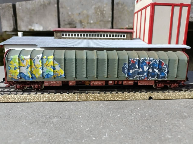 SNCF, lot de 2 wagons-citernes à 3 essieux, SHELL, époque IV
