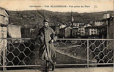 CPA Auvergne OLLIERGUES vue prise du Pont (408564)