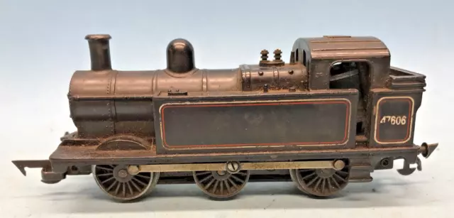 EARLY TRIANG OO GAUGE 0-6-0 TANK LOCO '47606' BR BLACK LIVERY rb2-d7