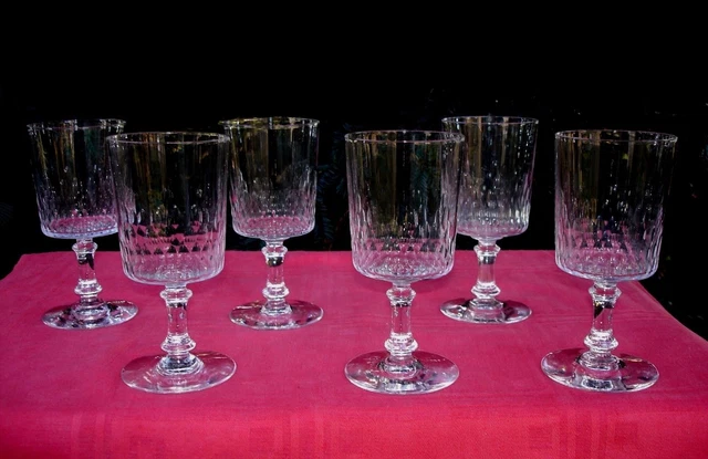 1 coupe champagne cristal taillé Baccarat Champigny richelieu taille