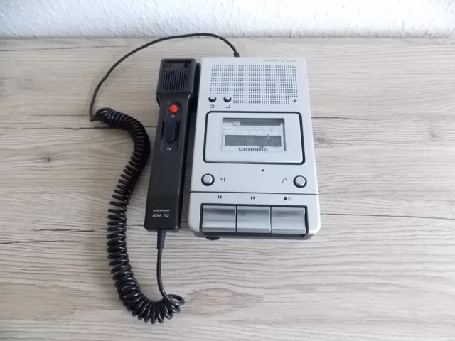 Grundig Stenorette 2300 + Mikrophon GDM 752