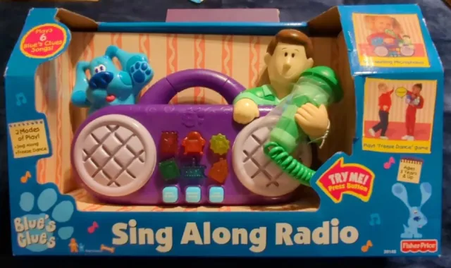 New In Box Vintage Blue's Clues Steve & Blue Sing Along Radio 2000 Works
