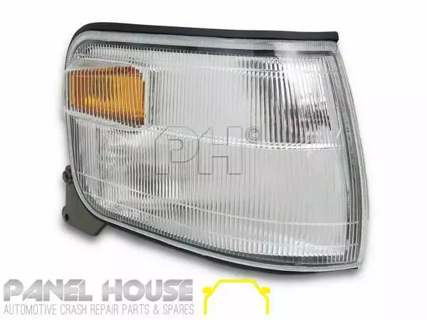 Mitsubishi L300 SJ Express Van 00-10 Right Hand Corner Indicator Light New