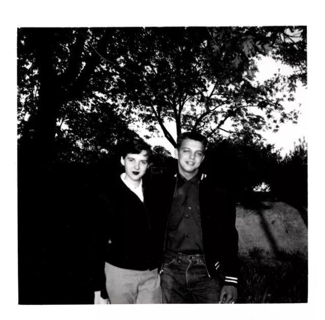 Vtg Found B&W Photo 1955 Rockabilly Teenager Girl Boy High School Hipster Couple