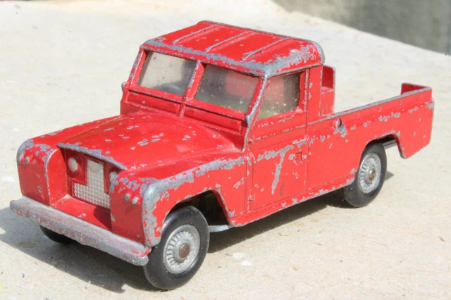 CORGI 477 LANDROVER WRECK TRUCK  to restore 1960s