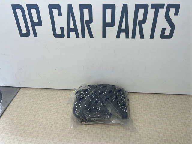 GENUINE FORD FOCUS MK3 N/S Front Bumper Filler Panel Trim 1704481 £20. ...