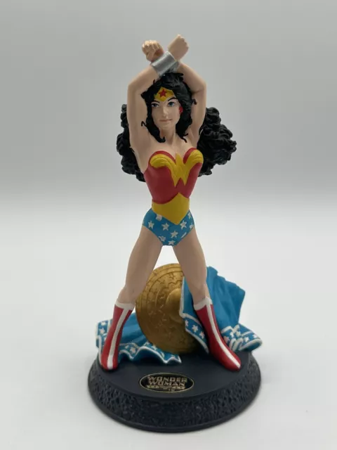 Hallmark WONDER WOMAN Modern Era Figure Statue 1996 DC Comics