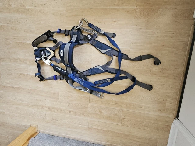 Exofit XL Harness and Falltech lanyard
