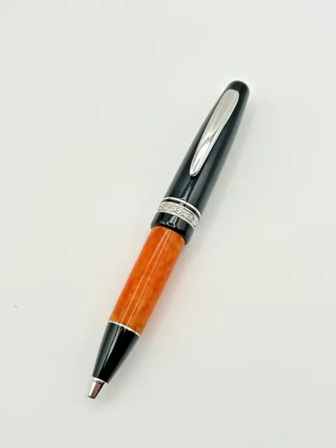 Penna Delta Dolcevita Zen LE sfera ballpoint pen