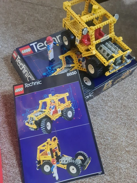 VINTAGE LEGO TECHNIC Set 8850 Rally Support Truck COMPLETE
