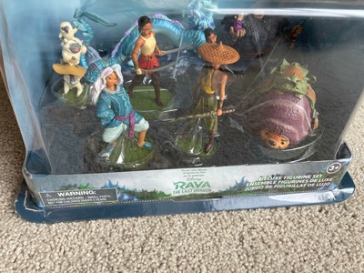 raya and the last dragon deluxe figure play set of 8