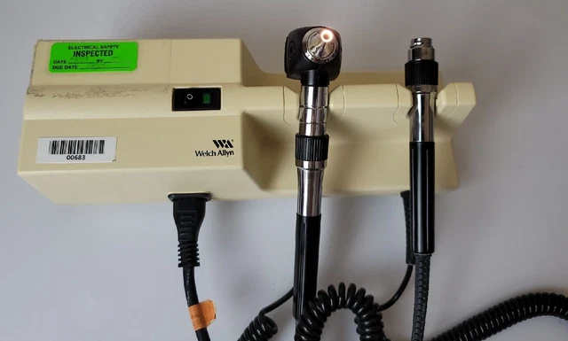 Welch Allyn 767 Series Wall Transformer with an Otoscope Head