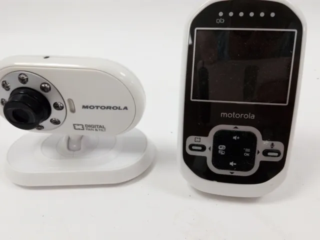 Monitor de video digital para bebé Motorola con unidad para padres y cámara en blanco #840