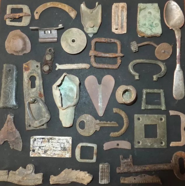 Mix Of Antique Artifacts Metal Detecting Find (Y23-08-01)