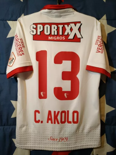 Size M Sion Switzerland 2016-2017 Match Issue Home Football Shirt C. Akolo #13