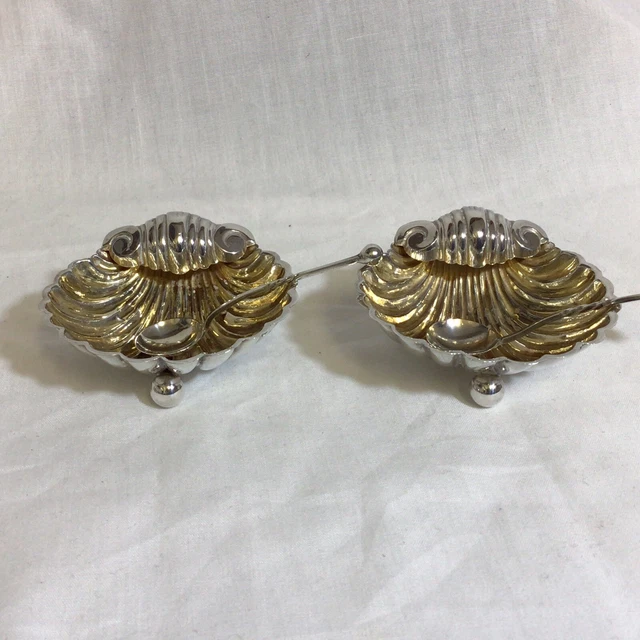 1904 Solid Silver Pr Shell Shaped Salt / Caviar Dishes By J. T.  & Spoons 29.82g