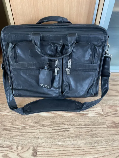Tumi Ballistic Cargo Black Grey nylon 17in By 14in Briefcase/Bag-Leather