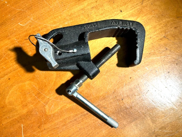 Abrazadera De Tubo De Alta Resistencia Avenger C01001 Hecha Por Manfrotto