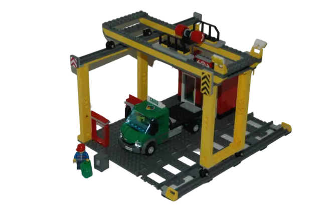 Lego® 9V RC TRAIN Railway 60052 Cargo Station Loadings
