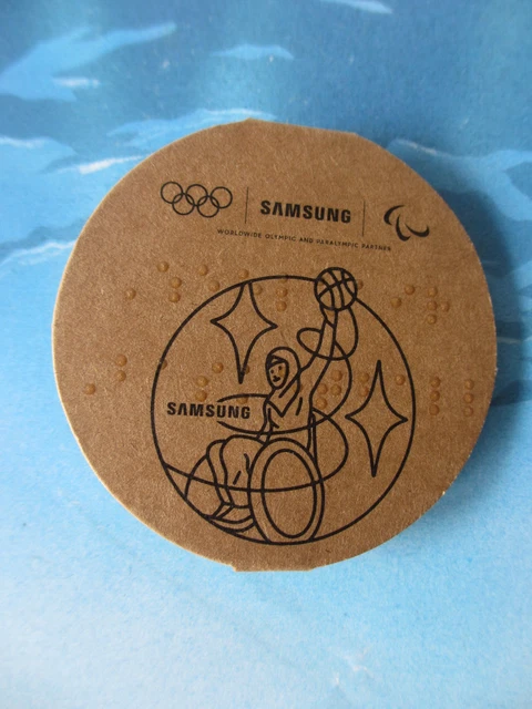 Pin's JO Paris 2024 Jeux Olympiques - Picto Badminton
