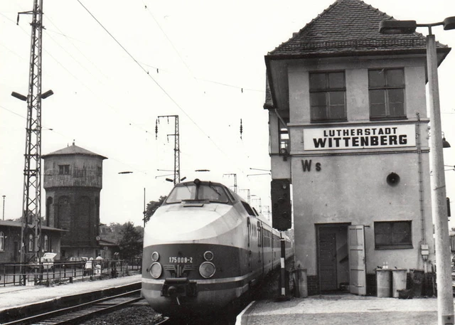 Org. Foto 11X15 Verbrennungstriebwagen Der Baureihe 175 1981 (G2984)
