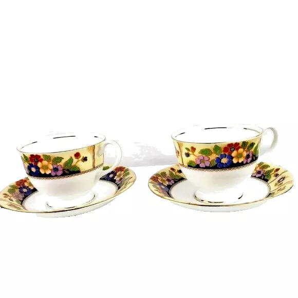 Aynsley Bone China England Set of Two Tea Cups Saucers