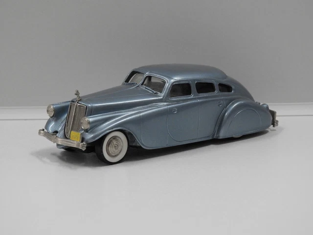 Miniature Brooklin 1/43 - Pierce Arrow 1601 Sedan 1936 Bleue - BRK81