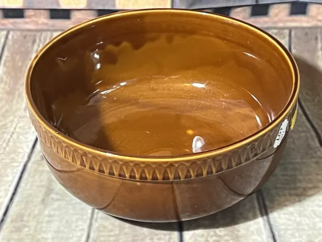 Vintage Tulowice Polish Pottery Salad/Serving Bowl. Brown Arched Pattern 9 1/4”