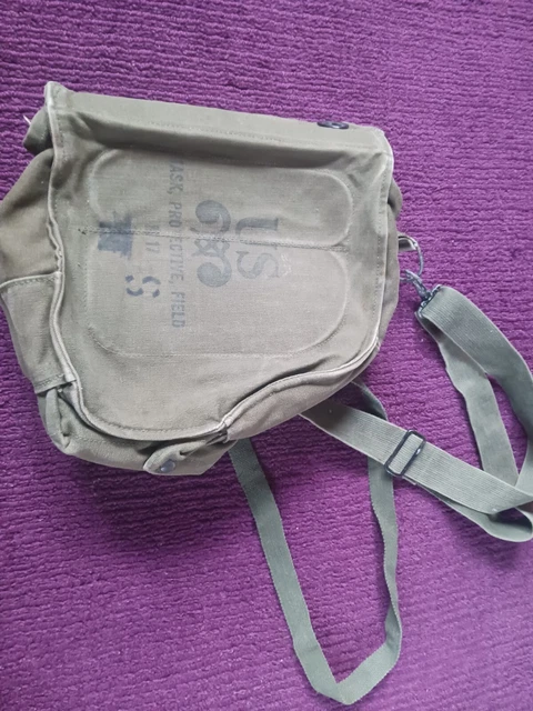 Vintage US Military Gas Mask Canvas Carry Bag ~~ M 17A1 Protective Field Bag Vintage US Military Gas Mask Canvas Carry Bag ~~ M 17A1 Protective Field Bag