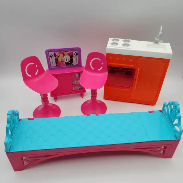 Barbie Two Story Beach House 2012 Replacement Furniture Lot of 5