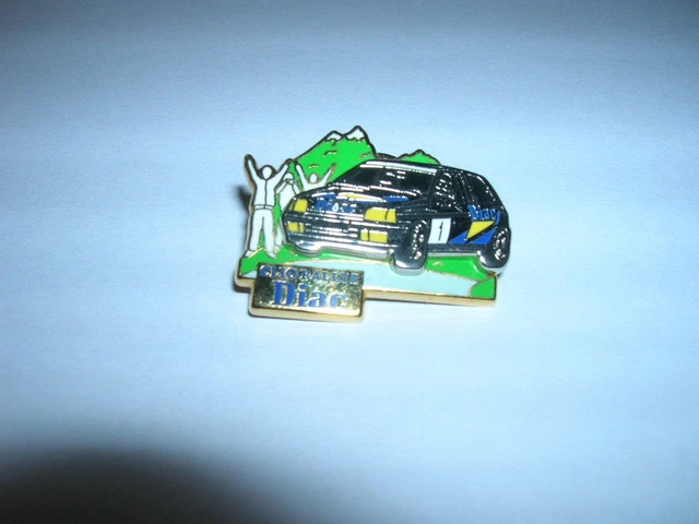 Pin's Renault Clio 16S Rallye – 13e Rallye Des Garrigues 92 – Arthus Bertrand