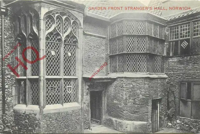Picture Postcard>>Norwich, Strangers Hall, Garden Front [Jarrold]